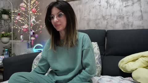 crissy_love online show from 7, 1, 2025