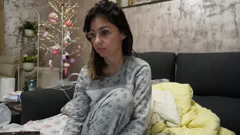 crissy_love online show from 13, 1, 2025
