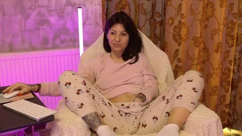 crissy_love online show from 5, 4, 2026