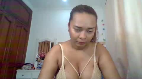 Snapshot of cristal_blanco chatting on 12, 2, 2025 cristal online show from 12, 2, 2025