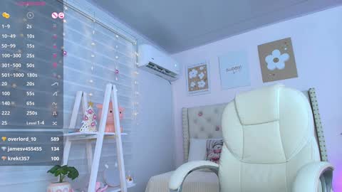 Cristal  online show from 10, 12, 2024