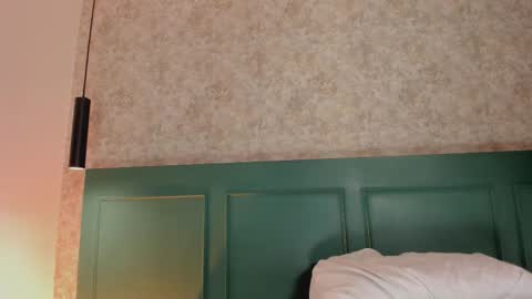 Cristal  online show from 3, 10, 2025