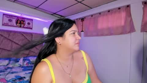 Snapshot of cristal_smith20 chatting on 13, 4, 2026 cristal_smith20 online show from 13, 4, 2026