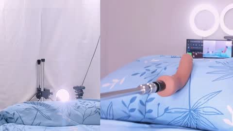 cristal_thompson_ online show from 12, 12, 2024