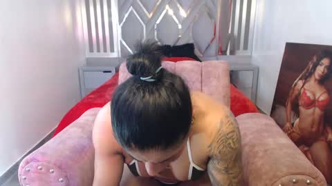 Snapshot of cristalbeautiful1 chatting on 10, 12, 2024 Natalie                      online show from 10, 12, 2024