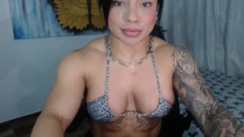 Snapshot of cristalbeautiful1 chatting on 28, 9, 2025 Natalie                      online show from 28, 9, 2025