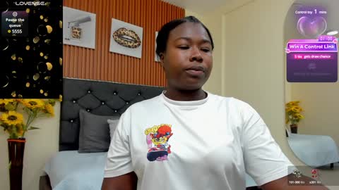 Snapshot of cristale69 chatting on 3, 12, 2024 cristale69 online show from 3, 12, 2024