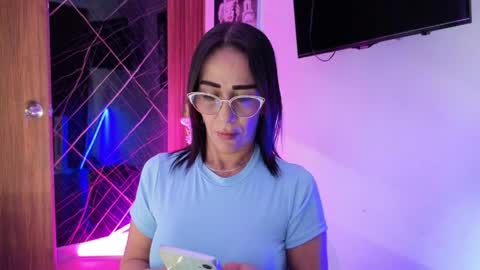 Snapshot of cristallmiller_ chatting on 3, 4, 2026 cristal miller online show from 3, 4, 2026