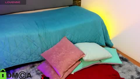 Snapshot of cristallsweett chatting on 9, 5, 2026 cristal acosta online show from 9, 5, 2026