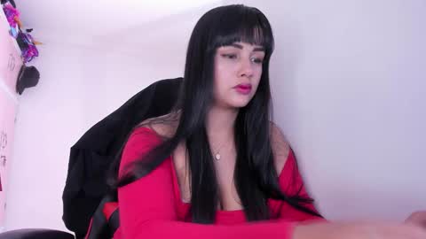 CRISTAL SADIK online show from 14, 9, 2025