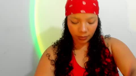 Snapshot of cristalsmith_tease14 chatting on 17, 9, 2025 cristal online show from 17, 9, 2025