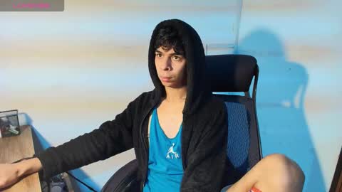 cristhian online show from 4, 12, 2025