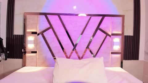 cristin  online show from 11, 2, 2026