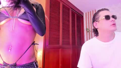 Snapshot of cristianblaze_pamelareal chatting on 30, 10, 2025 Cris Pame online show from 30, 10, 2025