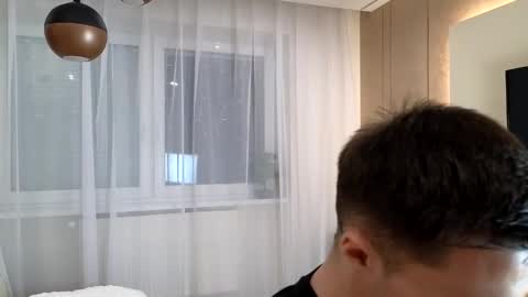 Snapshot of cristianovilla chatting on 17, 2, 2025 CristianoHailey online show from 17, 2, 2025