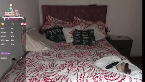 Snapshot of cristin_doll chatting on 14, 12, 2025 cristina online show from 14, 12, 2025