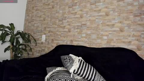 Snapshot of cristina_fernando chatting on 28, 12, 2024 soycriss online show from 28, 12, 2024