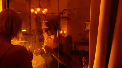 CristinaVinci online show from 17, 1, 2025