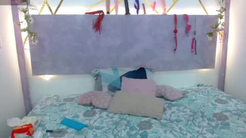 Snapshot of cristinnray chatting on 16, 9, 2025 Cristin online show from 16, 9, 2025