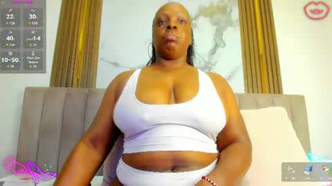 Snapshot of cristinsexy_ chatting on 14, 6, 2026 Cristina online show from 14, 6, 2026