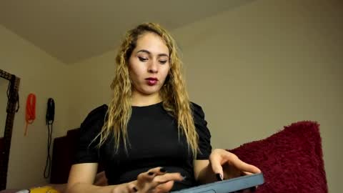 Snapshot of cristinsmith chatting on 7, 4, 2026 Cristin online show from 7, 4, 2026