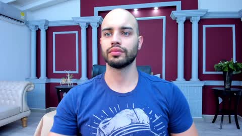 Cristobal Alzate online show from 31, 12, 2024