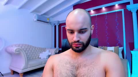 Cristobal Alzate online show from 13, 2, 2025