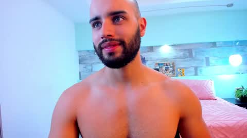 Cristobal Alzate online show from 21, 2, 2025