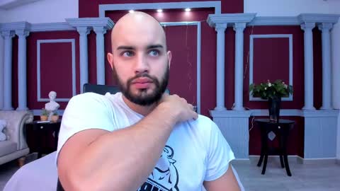 Cristobal Alzate online show from 25, 2, 2025