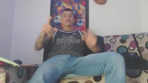 criistofer online show from 17, 1, 2025