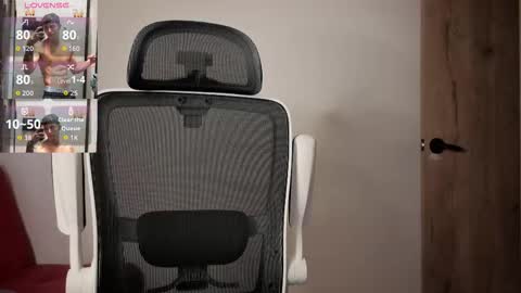 Snapshot of cristopher23_ chatting on 23, 12, 2025 cristopher23 online show from 23, 12, 2025