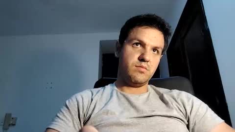 cristopher3042 online show from 5, 11, 2025