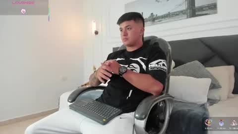 Cristopher online show from 11, 5, 2026