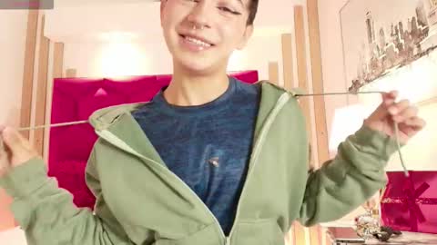 Cristopher  online show from 18, 3, 2026