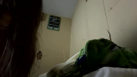 Critter2999LuvsFeet online show from 13, 3, 2026