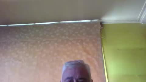 crmperez online show from 27, 2, 2025