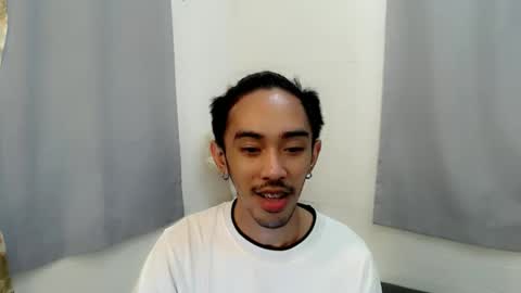 Snapshot of crocodale chatting on 16, 9, 2025 crocodale online show from 16, 9, 2025