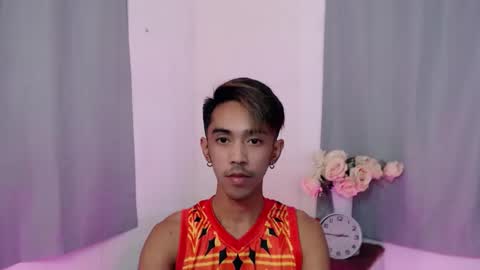 Snapshot of crocodale chatting on 28, 9, 2025 crocodale online show from 28, 9, 2025