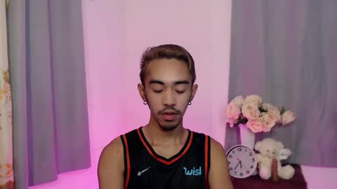 Snapshot of crocodale chatting on 30, 10, 2025 crocodale online show from 30, 10, 2025