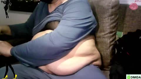 Snapshot of crossdresser64 chatting on 15, 10, 2025 Linda Cross online show from 15, 10, 2025