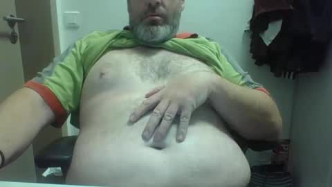 Crouch1 online show from 17, 10, 2025