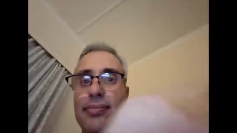 Crucut online show from 3, 1, 2025