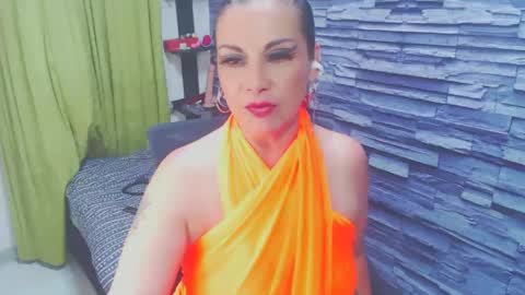 cruela_deviil online show from 25, 1, 2025