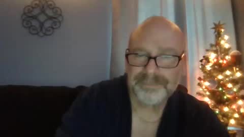 Snapshot of cruising_guy chatting on 31, 12, 2024 fun guy online show from 31, 12, 2024