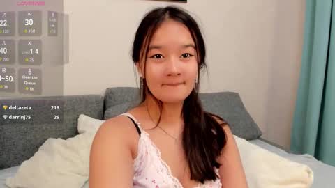 crushbaandicute111 online show from 10, 10, 2025