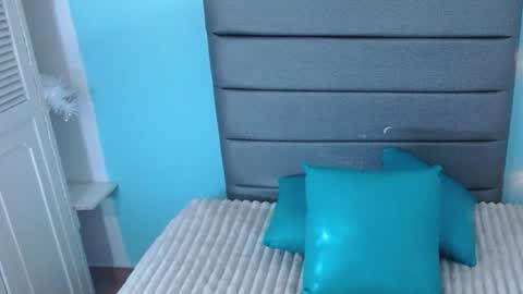 cruzsofia_res online show from 29, 7, 2026