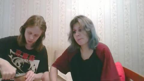 Snapshot of crystal_porn_love chatting on 6, 12, 2024 Crystal and Marcl online show from 6, 12, 2024