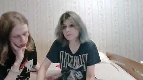 Snapshot of crystal_porn_love chatting on 7, 12, 2024 Crystal and Marcl online show from 7, 12, 2024