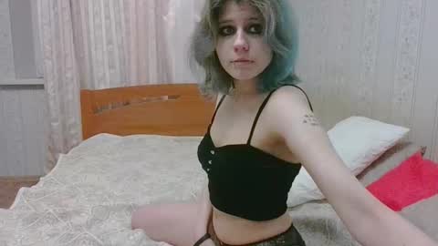 Snapshot of crystal_porn_love chatting on 7, 12, 2024 Crystal and Marcl online show from 7, 12, 2024