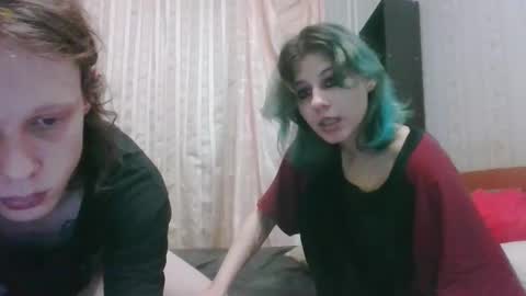 Snapshot of crystal_porn_love chatting on 25, 12, 2024 Crystal and Marcl online show from 25, 12, 2024